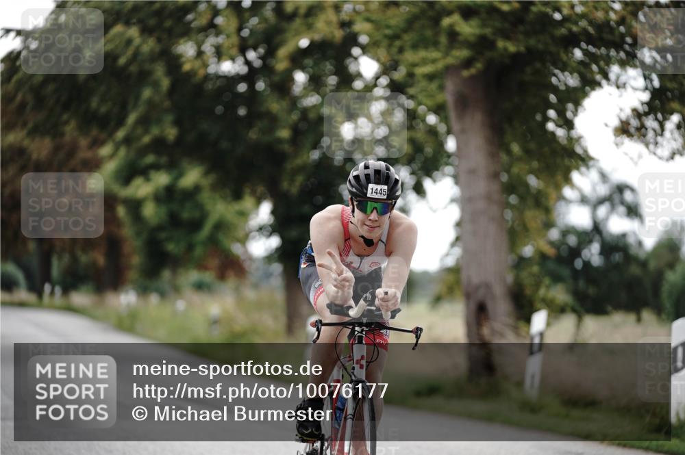 30.08.2026 - Elbe Triathlon Hamburg Michael Burmester http://msf.ph/oto/10076177 30.08.2026 11:15:50 Radfahren 1250, 1445, 1471 meine-sportfotos.de