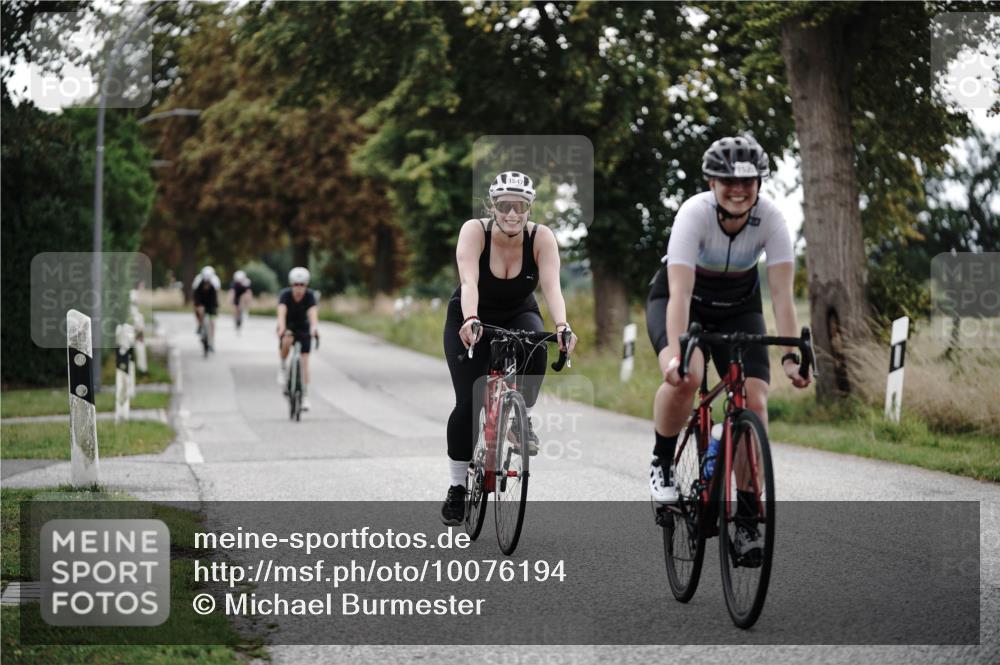 30.08.2026 - Elbe Triathlon Hamburg Michael Burmester http://msf.ph/oto/10076194 30.08.2026 11:16:16 Radfahren 835, 1281, 1475, 1490, 1522, 1547 meine-sportfotos.de
