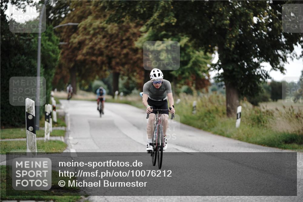 30.08.2026 - Elbe Triathlon Hamburg Michael Burmester http://msf.ph/oto/10076212 30.08.2026 11:16:35 Radfahren 1131, 1363, 1379 meine-sportfotos.de