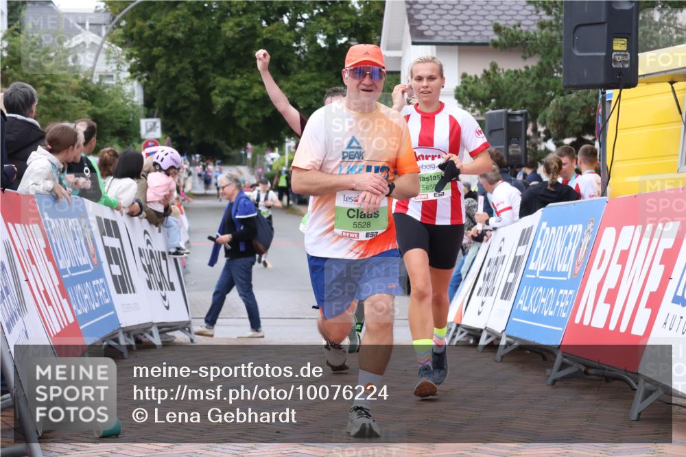 30.08.2026 - Blankeneser Heldenlauf Lena Gebhardt http://msf.ph/oto/10076224 30.08.2026 10:29:33 Ziel 5499, 5525, 5526, 5528, 5543, 5656, 5765 meine-sportfotos.de