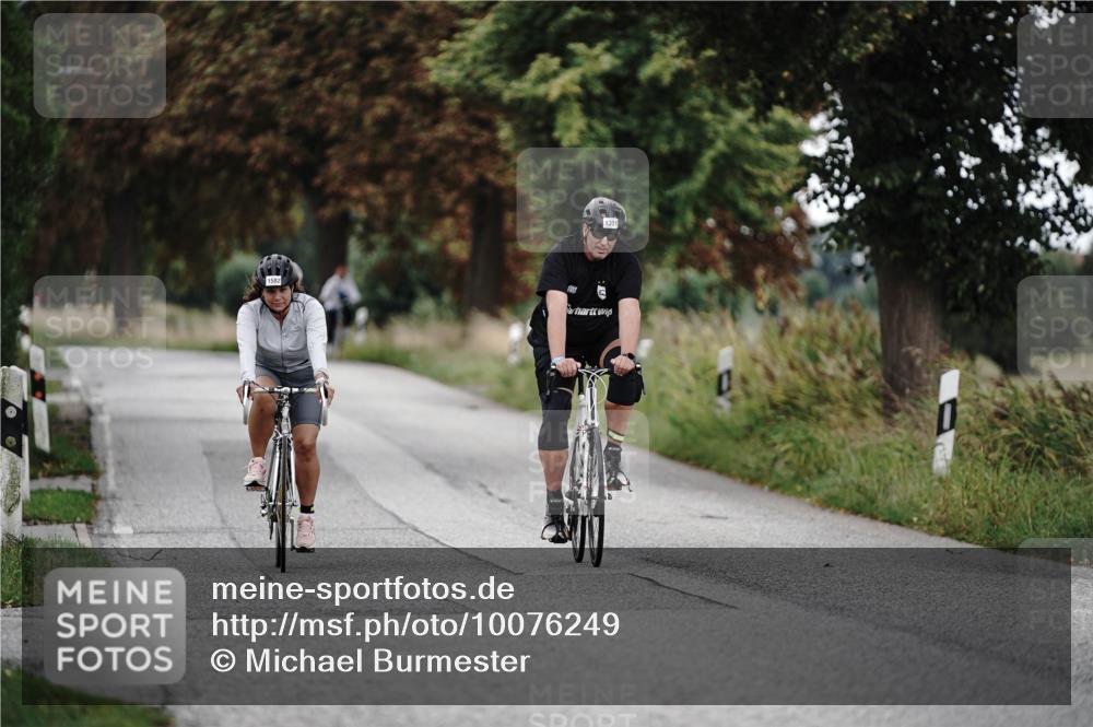 30.08.2026 - Elbe Triathlon Hamburg Michael Burmester http://msf.ph/oto/10076249 30.08.2026 11:17:30 Radfahren 1301, 1332, 1582 meine-sportfotos.de