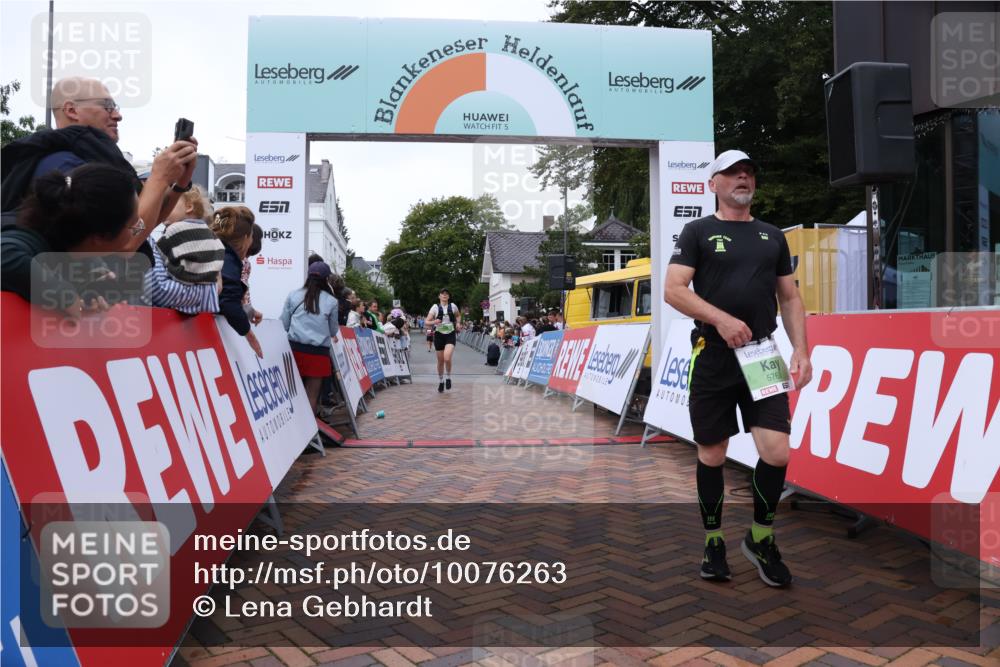 30.08.2026 - Blankeneser Heldenlauf Lena Gebhardt http://msf.ph/oto/10076263 30.08.2026 10:29:38 Ziel 5051, 5499, 5528, 5656, 5765 meine-sportfotos.de