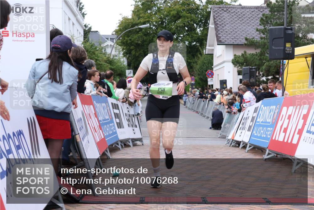 30.08.2026 - Blankeneser Heldenlauf Lena Gebhardt http://msf.ph/oto/10076268 30.08.2026 10:29:40 Ziel 5051, 5499, 5528, 5656, 5765 meine-sportfotos.de