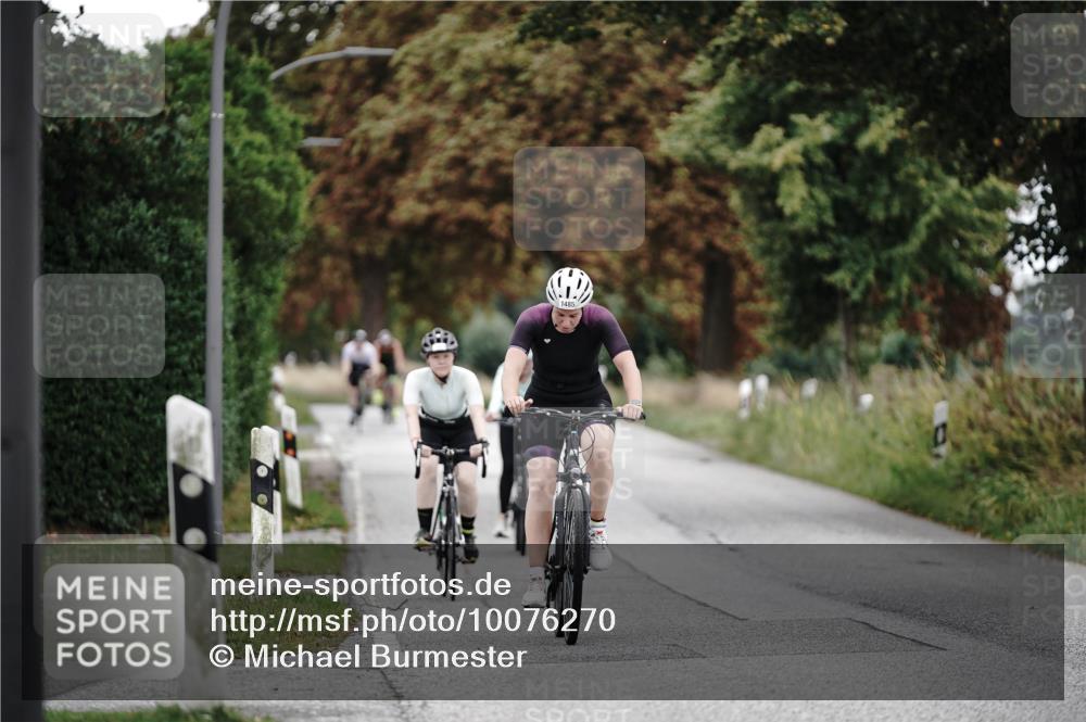 30.08.2026 - Elbe Triathlon Hamburg Michael Burmester http://msf.ph/oto/10076270 30.08.2026 11:17:52 Radfahren 1485, 1502, 1553 meine-sportfotos.de