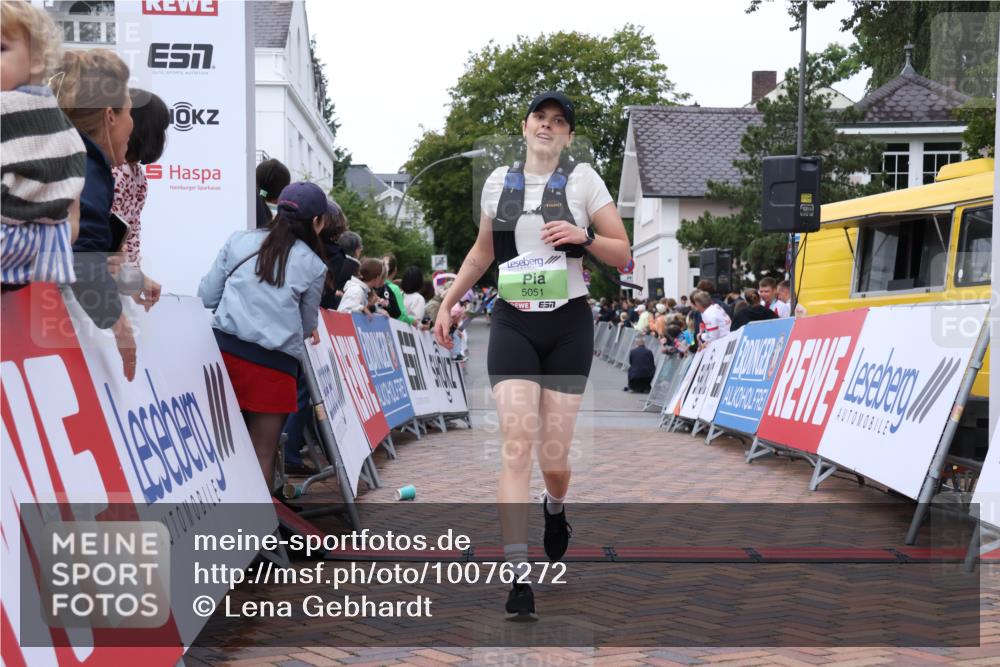 30.08.2026 - Blankeneser Heldenlauf Lena Gebhardt http://msf.ph/oto/10076272 30.08.2026 10:29:40 Ziel 5051, 5499, 5528, 5656, 5765 meine-sportfotos.de