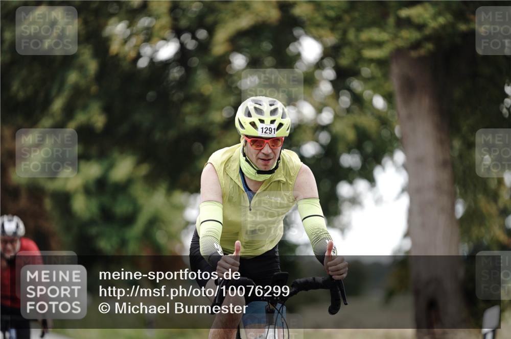 30.08.2026 - Elbe Triathlon Hamburg Michael Burmester http://msf.ph/oto/10076299 30.08.2026 11:18:19 Radfahren 1291, 1331, 1367 meine-sportfotos.de