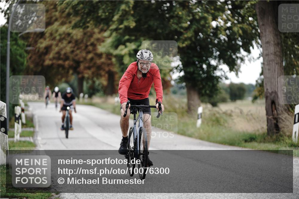 30.08.2026 - Elbe Triathlon Hamburg Michael Burmester http://msf.ph/oto/10076300 30.08.2026 11:18:19 Radfahren 1291, 1331, 1367 meine-sportfotos.de