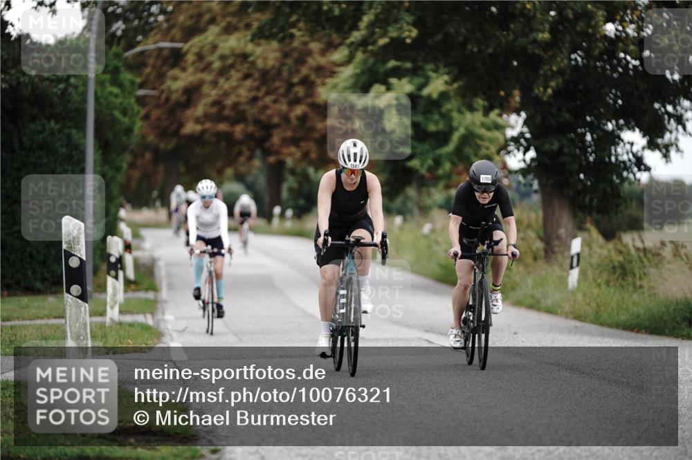 30.08.2026 - Elbe Triathlon Hamburg Michael Burmester http://msf.ph/oto/10076321 30.08.2026 11:18:35 Radfahren 1412, 1426, 1495, 1534, 1541, 1703 meine-sportfotos.de