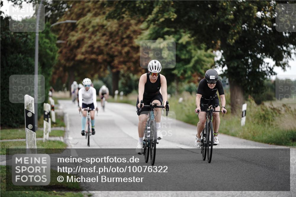 30.08.2026 - Elbe Triathlon Hamburg Michael Burmester http://msf.ph/oto/10076322 30.08.2026 11:18:35 Radfahren 1412, 1426, 1495, 1534, 1541, 1703 meine-sportfotos.de