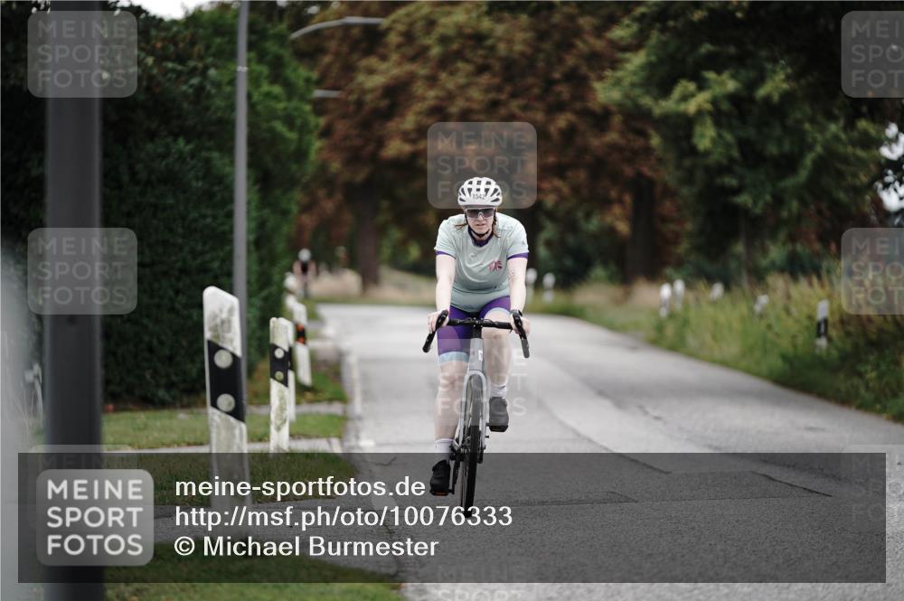 30.08.2026 - Elbe Triathlon Hamburg Michael Burmester http://msf.ph/oto/10076333 30.08.2026 11:18:46 Radfahren 1333, 1512, 1542, 1689 meine-sportfotos.de