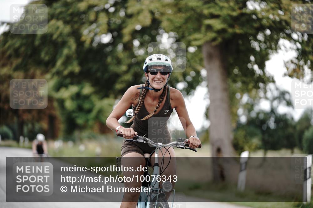 30.08.2026 - Elbe Triathlon Hamburg Michael Burmester http://msf.ph/oto/10076343 30.08.2026 11:19:17 Radfahren 1465, 1498, 1521 meine-sportfotos.de