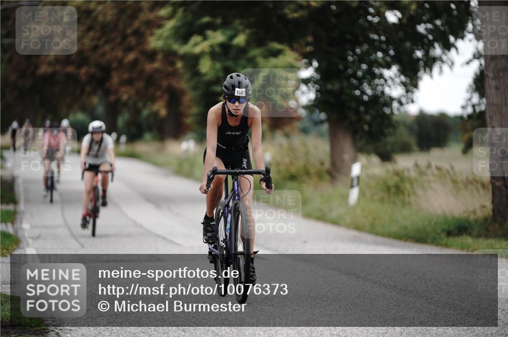 30.08.2026 - Elbe Triathlon Hamburg Michael Burmester http://msf.ph/oto/10076373 30.08.2026 11:19:38 Radfahren 1519, 1520, 1571, 1587 meine-sportfotos.de