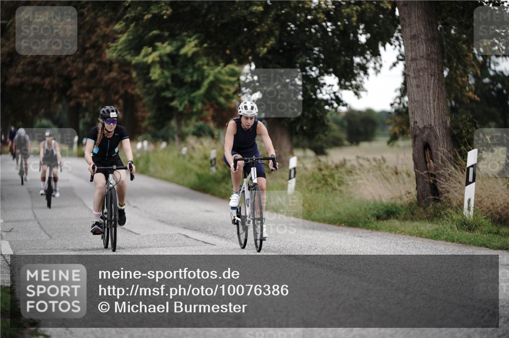 30.08.2026 - Elbe Triathlon Hamburg Michael Burmester http://msf.ph/oto/10076386 30.08.2026 11:19:46 Radfahren 1469, 1514, 1520, 1569, 1649 meine-sportfotos.de