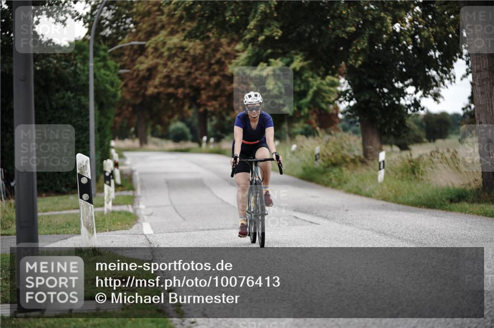30.08.2026 - Elbe Triathlon Hamburg Michael Burmester http://msf.ph/oto/10076413 30.08.2026 11:20:01 Radfahren 1535, 1540, 1543 meine-sportfotos.de