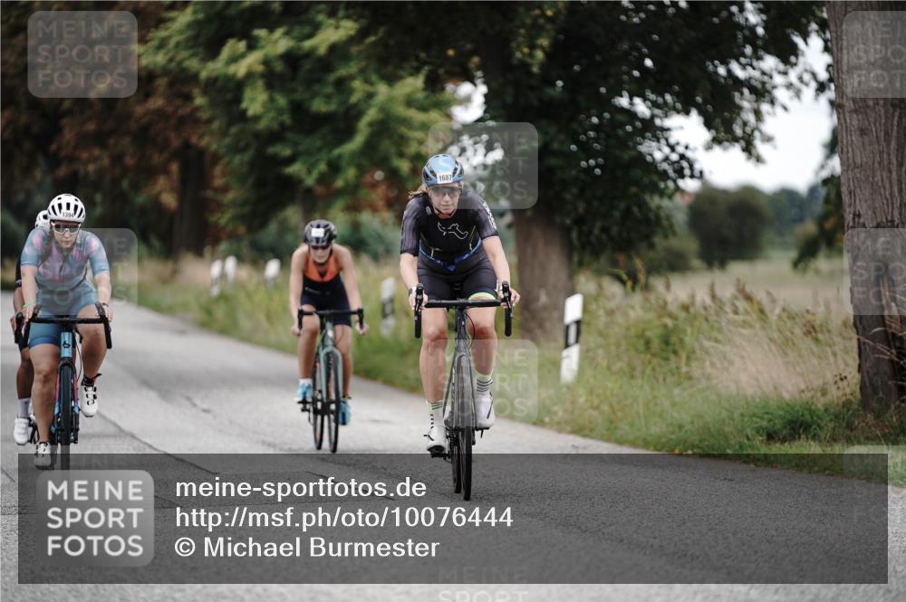 30.08.2026 - Elbe Triathlon Hamburg Michael Burmester http://msf.ph/oto/10076444 30.08.2026 11:20:43 Radfahren 1393, 1394, 1482, 1524, 1687 meine-sportfotos.de