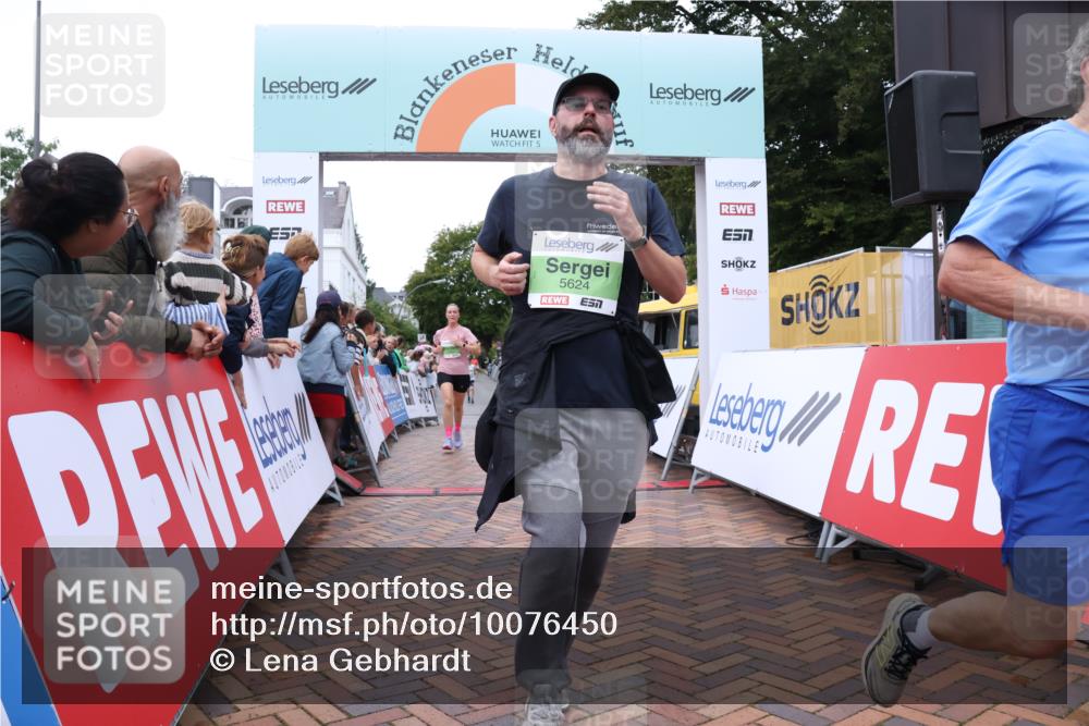 30.08.2026 - Blankeneser Heldenlauf Lena Gebhardt http://msf.ph/oto/10076450 30.08.2026 10:30:25 Ziel 5191, 5301, 5393, 5597, 5624, 5649 meine-sportfotos.de