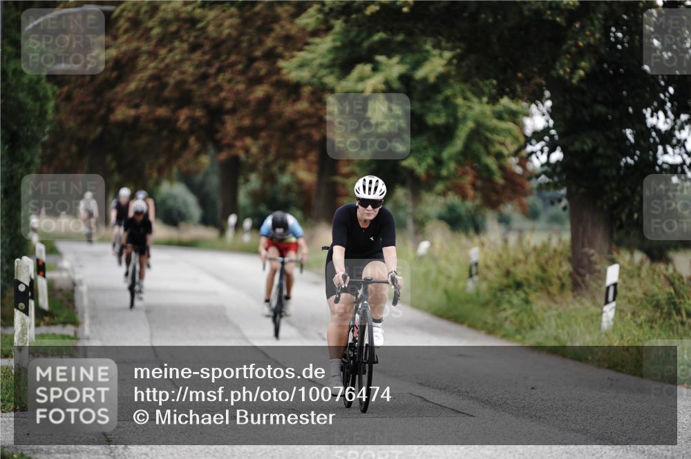 30.08.2026 - Elbe Triathlon Hamburg Michael Burmester http://msf.ph/oto/10076474 30.08.2026 11:21:14 Radfahren 1455, 1557, 1567 meine-sportfotos.de