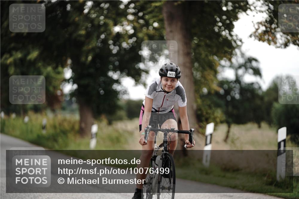 30.08.2026 - Elbe Triathlon Hamburg Michael Burmester http://msf.ph/oto/10076499 30.08.2026 11:21:26 Radfahren 1411, 1537, 1566, 1702 meine-sportfotos.de