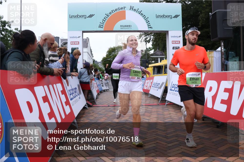 30.08.2026 - Blankeneser Heldenlauf Lena Gebhardt http://msf.ph/oto/10076518 30.08.2026 10:30:42 Ziel 5019, 5153, 5206, 5213, 5292, 5421, 5470, 5784 meine-sportfotos.de