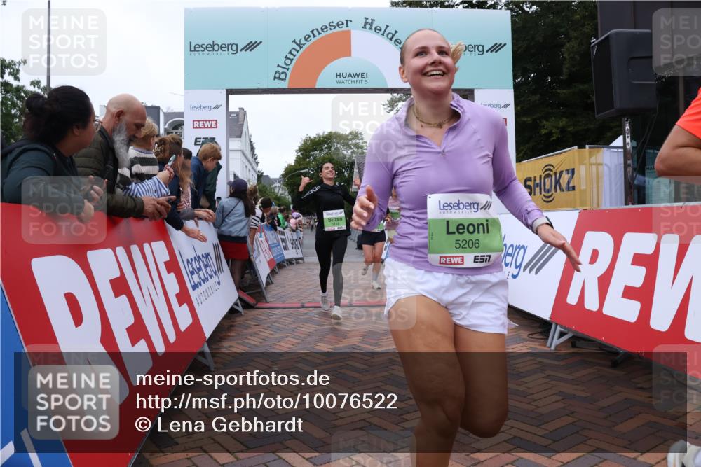 30.08.2026 - Blankeneser Heldenlauf Lena Gebhardt http://msf.ph/oto/10076522 30.08.2026 10:30:42 Ziel 5019, 5153, 5206, 5213, 5292, 5421, 5470, 5784 meine-sportfotos.de