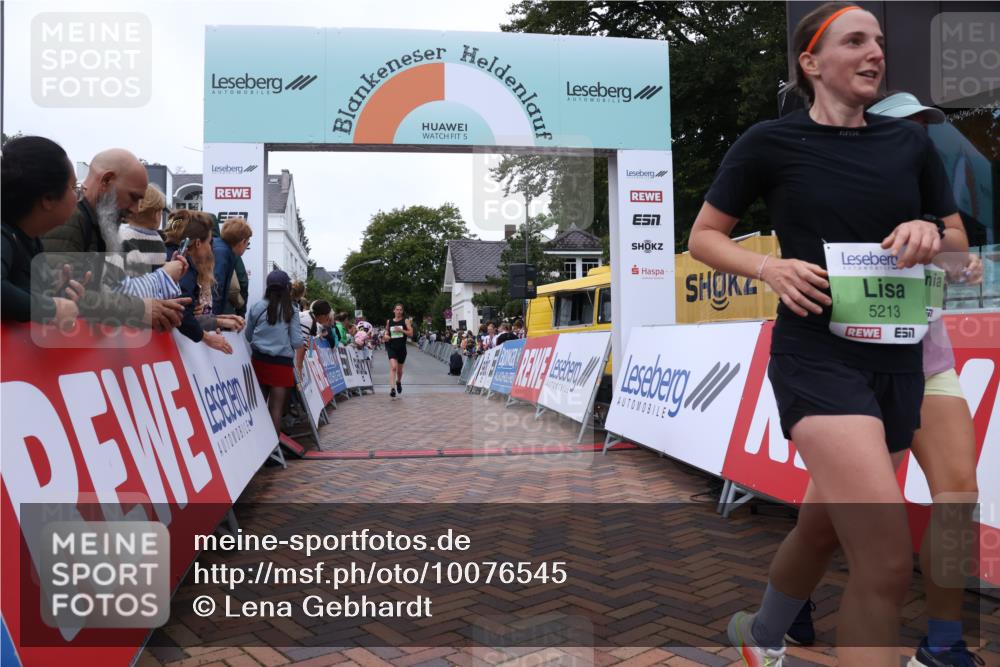 30.08.2026 - Blankeneser Heldenlauf Lena Gebhardt http://msf.ph/oto/10076545 30.08.2026 10:30:45 Ziel 5153, 5206, 5213, 5292, 5421, 5470, 5733, 5784 meine-sportfotos.de