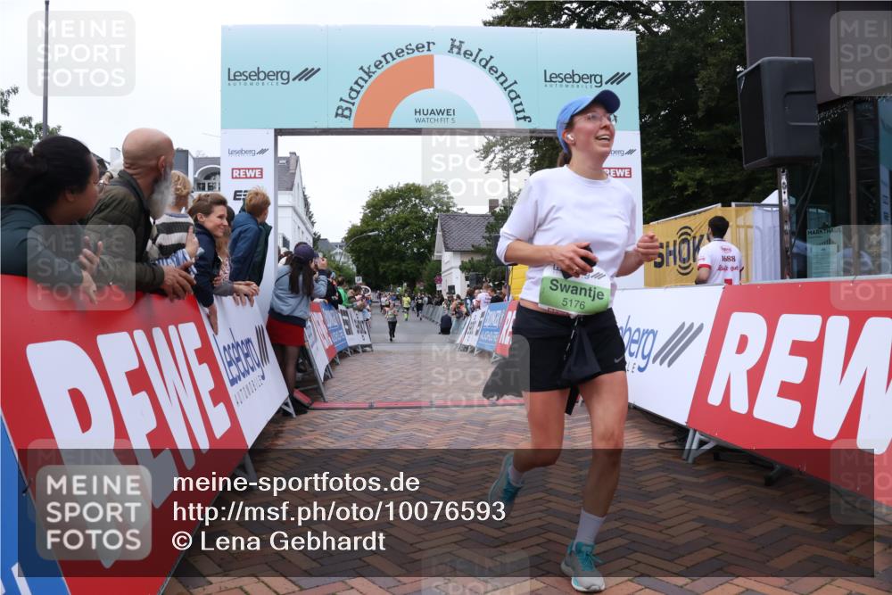 30.08.2026 - Blankeneser Heldenlauf Lena Gebhardt http://msf.ph/oto/10076593 30.08.2026 10:30:57 Ziel 5071, 5176 meine-sportfotos.de