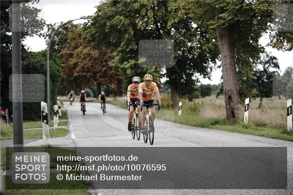 30.08.2026 - Elbe Triathlon Hamburg Michael Burmester http://msf.ph/oto/10076595 30.08.2026 11:22:47 Radfahren 1424, 1585, 1593 meine-sportfotos.de