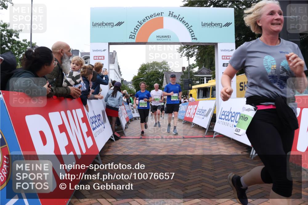 30.08.2026 - Blankeneser Heldenlauf Lena Gebhardt http://msf.ph/oto/10076657 30.08.2026 10:31:15 Ziel 5132, 5226, 5460, 5507, 5677, 5720, 5721 meine-sportfotos.de