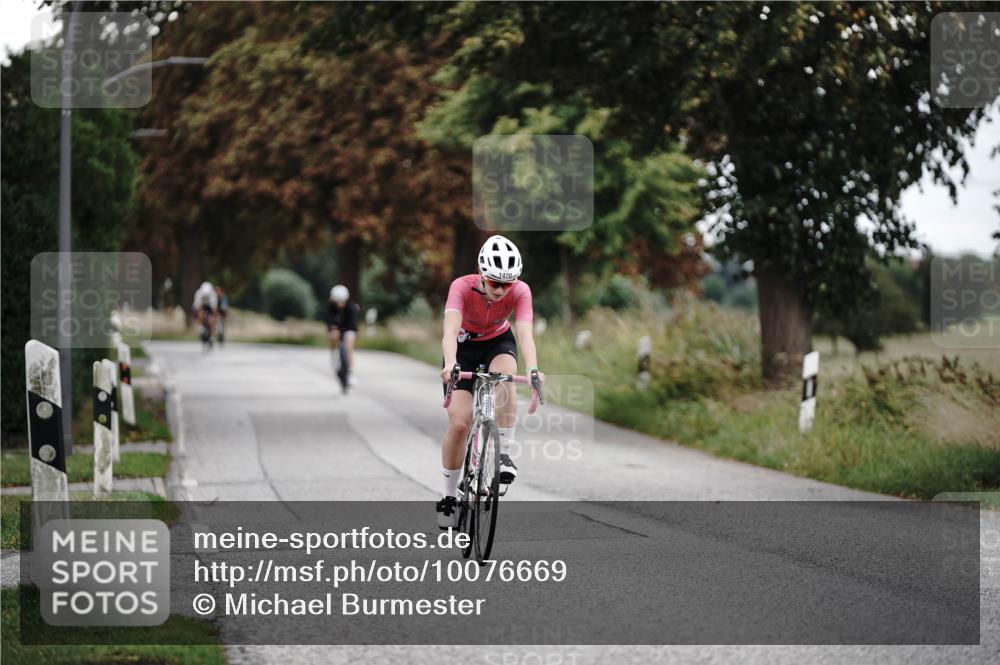 30.08.2026 - Elbe Triathlon Hamburg Michael Burmester http://msf.ph/oto/10076669 30.08.2026 11:24:28 Radfahren 1420, 1629 meine-sportfotos.de