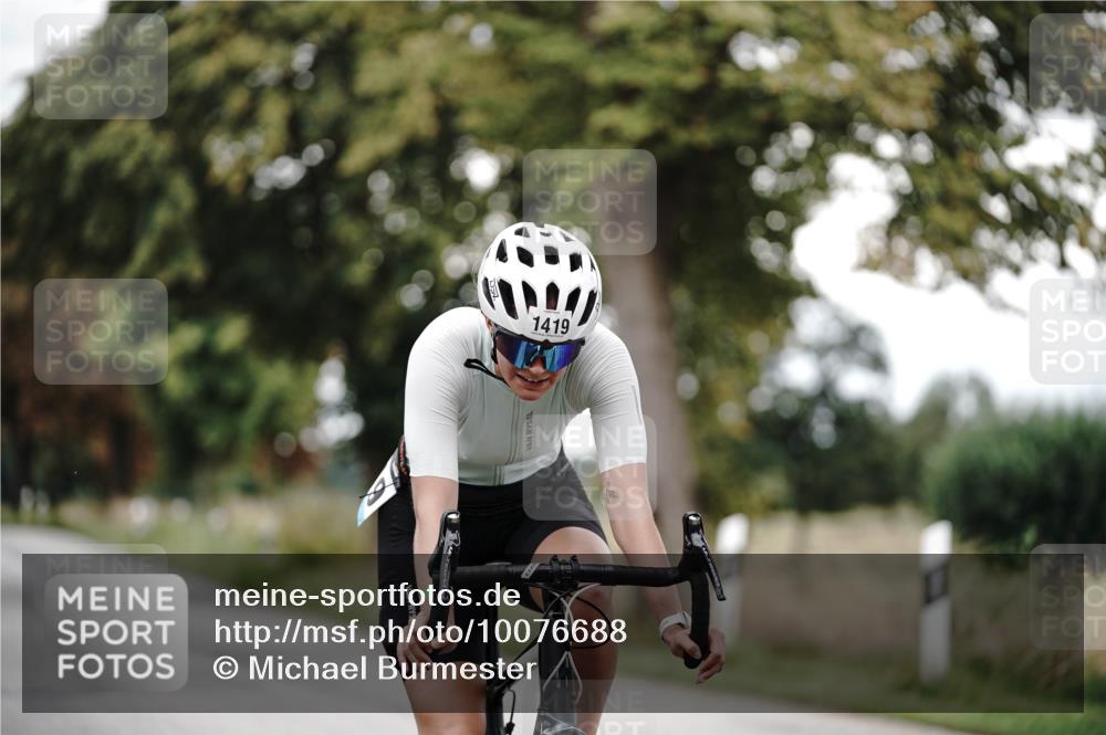 30.08.2026 - Elbe Triathlon Hamburg Michael Burmester http://msf.ph/oto/10076688 30.08.2026 11:24:42 Radfahren 1419, 1719 meine-sportfotos.de