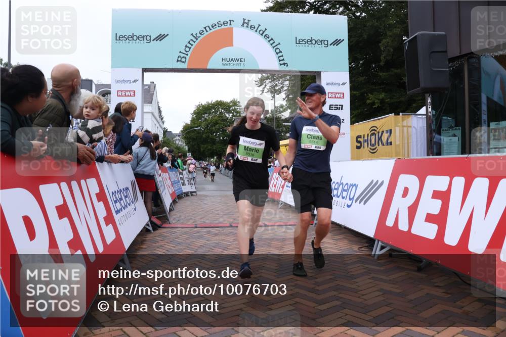 30.08.2026 - Blankeneser Heldenlauf Lena Gebhardt http://msf.ph/oto/10076703 30.08.2026 10:31:21 Ziel 5132, 5514, 5516, 5677, 5720, 5721 meine-sportfotos.de