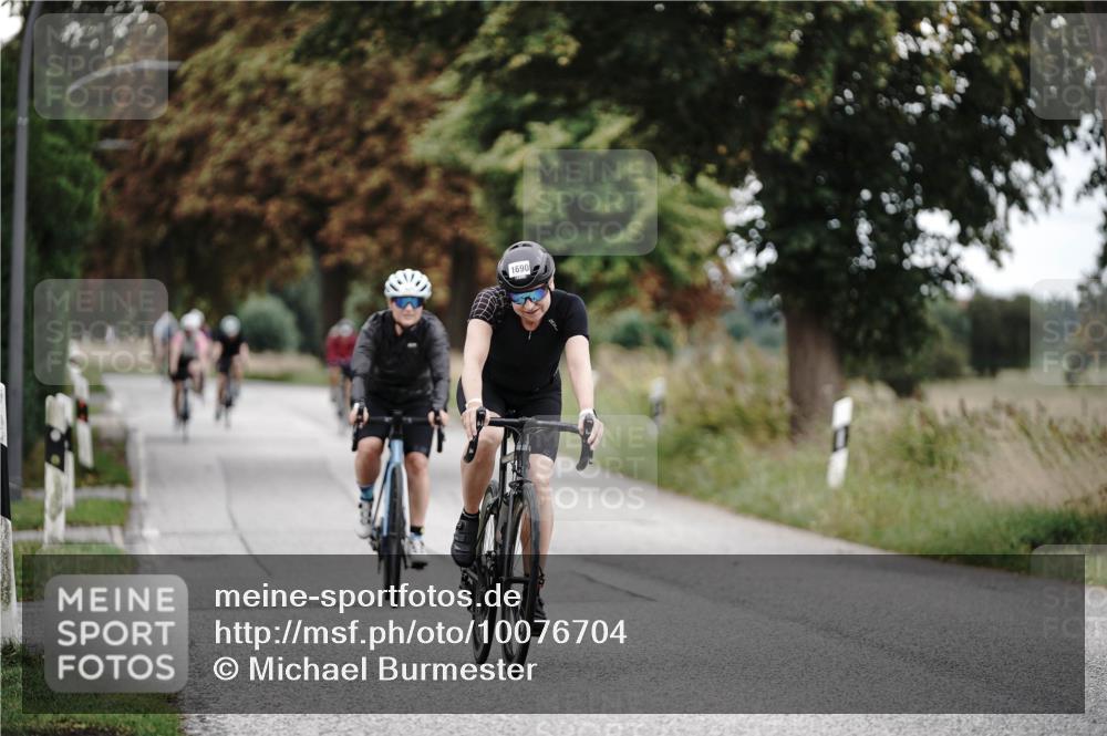 30.08.2026 - Elbe Triathlon Hamburg Michael Burmester http://msf.ph/oto/10076704 30.08.2026 11:25:04 Radfahren 1425, 1507, 1600, 1609, 1665, 1690, 1712 meine-sportfotos.de