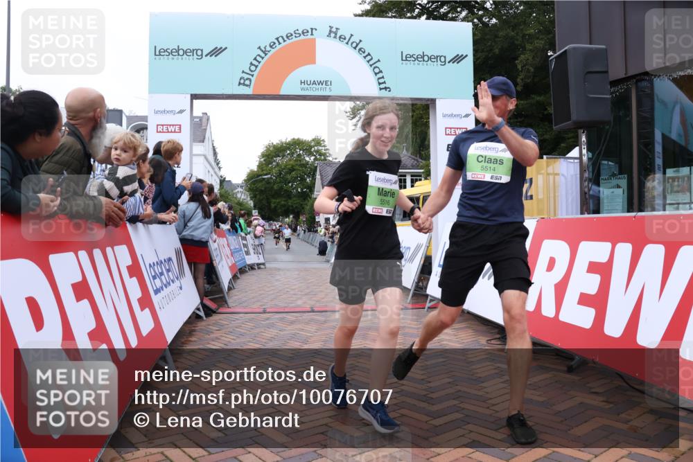 30.08.2026 - Blankeneser Heldenlauf Lena Gebhardt http://msf.ph/oto/10076707 30.08.2026 10:31:21 Ziel 5132, 5514, 5516, 5677, 5720, 5721 meine-sportfotos.de