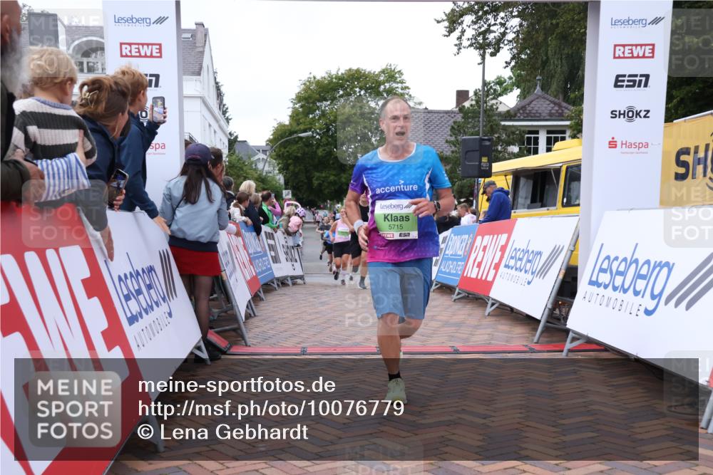 30.08.2026 - Blankeneser Heldenlauf Lena Gebhardt http://msf.ph/oto/10076779 30.08.2026 10:31:38 Ziel 5108, 5182, 5267, 5346, 5552, 5715 meine-sportfotos.de