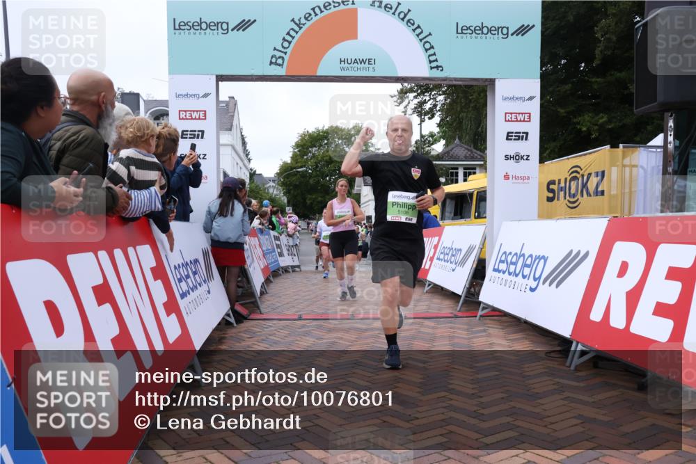 30.08.2026 - Blankeneser Heldenlauf Lena Gebhardt http://msf.ph/oto/10076801 30.08.2026 10:31:41 Ziel 5108, 5157, 5182, 5267, 5346, 5552, 5715 meine-sportfotos.de