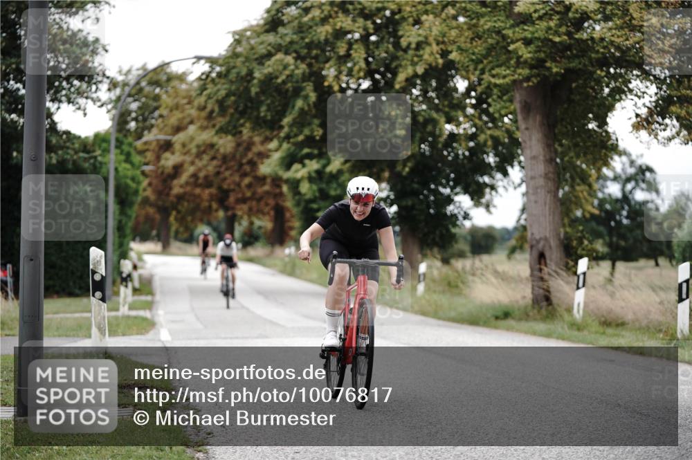 30.08.2026 - Elbe Triathlon Hamburg Michael Burmester http://msf.ph/oto/10076817 30.08.2026 11:27:01 Radfahren 1190, 1398, 1399, 1463 meine-sportfotos.de