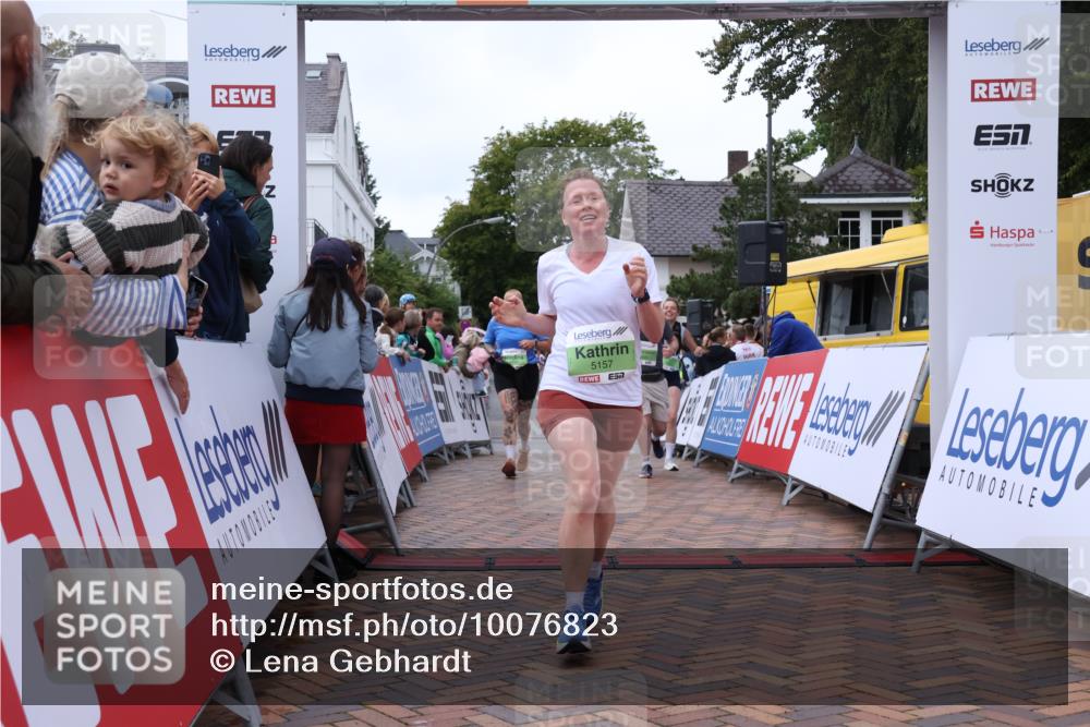 30.08.2026 - Blankeneser Heldenlauf Lena Gebhardt http://msf.ph/oto/10076823 30.08.2026 10:31:44 Ziel 5057, 5108, 5141, 5157, 5496, 5552, 5715, 5892 meine-sportfotos.de