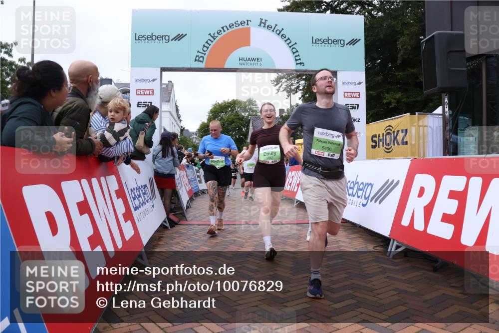 30.08.2026 - Blankeneser Heldenlauf Lena Gebhardt http://msf.ph/oto/10076829 30.08.2026 10:31:47 Ziel 5057, 5108, 5141, 5157, 5170, 5171, 5496, 5552, 5885, 5892 meine-sportfotos.de
