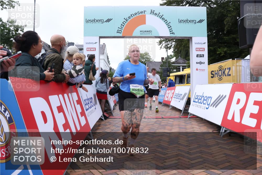 30.08.2026 - Blankeneser Heldenlauf Lena Gebhardt http://msf.ph/oto/10076832 30.08.2026 10:31:48 Ziel 5057, 5108, 5141, 5155, 5157, 5170, 5171, 5496, 5552, 5885, 5892 meine-sportfotos.de