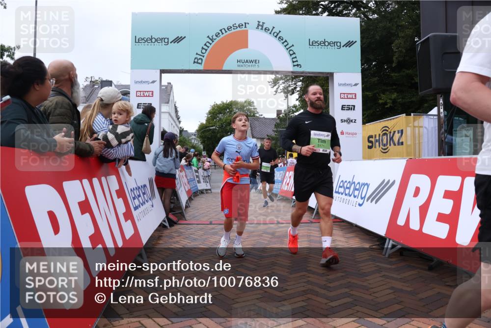 30.08.2026 - Blankeneser Heldenlauf Lena Gebhardt http://msf.ph/oto/10076836 30.08.2026 10:31:51 Ziel 5057, 5141, 5155, 5157, 5170, 5171, 5354, 5496, 5885, 5892 meine-sportfotos.de