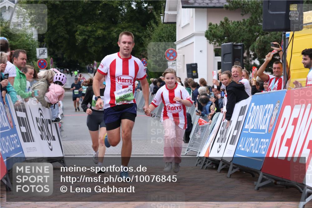 30.08.2026 - Blankeneser Heldenlauf Lena Gebhardt http://msf.ph/oto/10076845 30.08.2026 10:31:59 Ziel 5155, 5175, 5354, 5652 meine-sportfotos.de