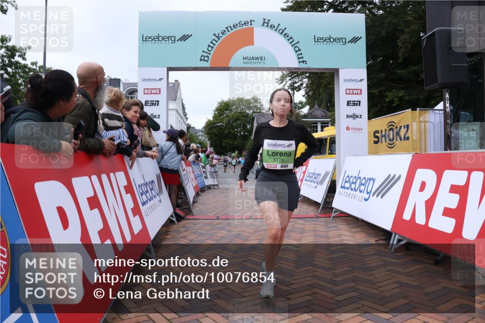 30.08.2026 - Blankeneser Heldenlauf Lena Gebhardt http://msf.ph/oto/10076854 30.08.2026 10:32:03 Ziel 5175, 5652 meine-sportfotos.de
