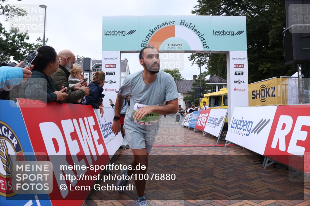 30.08.2026 - Blankeneser Heldenlauf Lena Gebhardt http://msf.ph/oto/10076880 30.08.2026 10:32:31 Ziel 5073, 5293 meine-sportfotos.de
