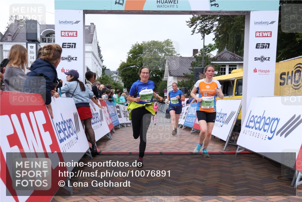 30.08.2026 - Blankeneser Heldenlauf Lena Gebhardt http://msf.ph/oto/10076891 30.08.2026 10:32:46 Ziel 5003, 5212, 5350, 5530, 5717 meine-sportfotos.de