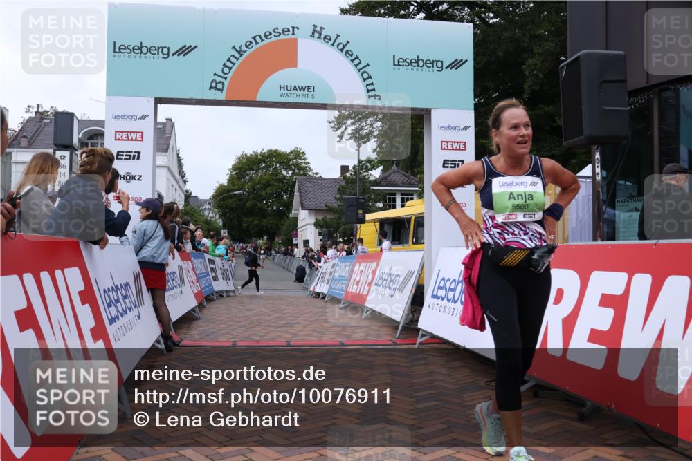 30.08.2026 - Blankeneser Heldenlauf Lena Gebhardt http://msf.ph/oto/10076911 30.08.2026 10:33:07 Ziel 5046, 5113, 5500, 5573, 5748 meine-sportfotos.de