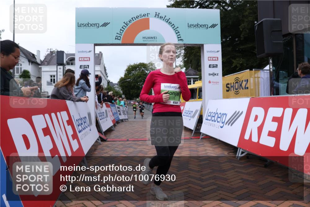 30.08.2026 - Blankeneser Heldenlauf Lena Gebhardt http://msf.ph/oto/10076930 30.08.2026 10:33:35 Ziel 5044, 5129, 5133, 5249, 5463, 5666, 5683, 5684 meine-sportfotos.de
