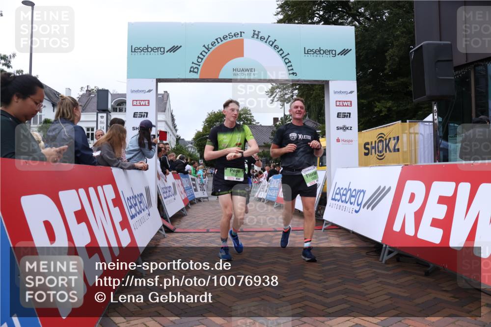 30.08.2026 - Blankeneser Heldenlauf Lena Gebhardt http://msf.ph/oto/10076938 30.08.2026 10:33:45 Ziel 5134, 5664, 5665, 5825, 5826 meine-sportfotos.de