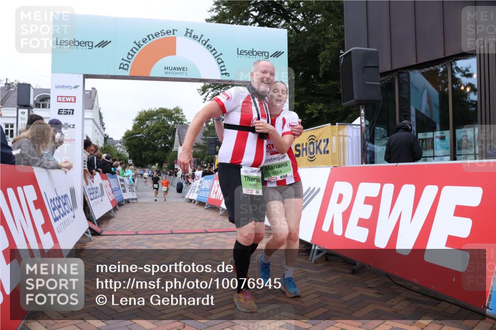 30.08.2026 - Blankeneser Heldenlauf Lena Gebhardt http://msf.ph/oto/10076945 30.08.2026 10:33:50 Ziel 5134, 5633, 5664, 5665, 5825, 5826 meine-sportfotos.de