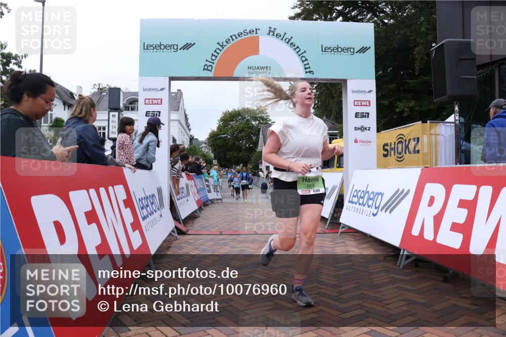 30.08.2026 - Blankeneser Heldenlauf Lena Gebhardt http://msf.ph/oto/10076960 30.08.2026 10:34:04 Ziel 5369, 5819 meine-sportfotos.de