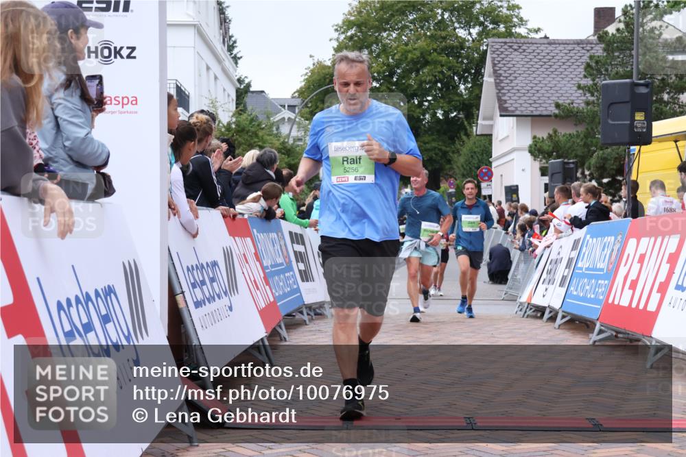 30.08.2026 - Blankeneser Heldenlauf Lena Gebhardt http://msf.ph/oto/10076975 30.08.2026 10:34:17 Ziel 5211, 5256, 5294, 5337, 5454, 5486, 5700 meine-sportfotos.de